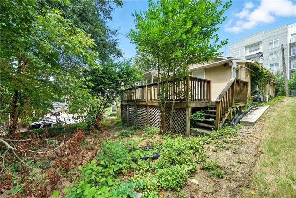 18 Nw Beck Street Nw, Atlanta, Georgia 30318, ,Commercial Sale,For Sale,18 Nw Beck Street Nw,7635401