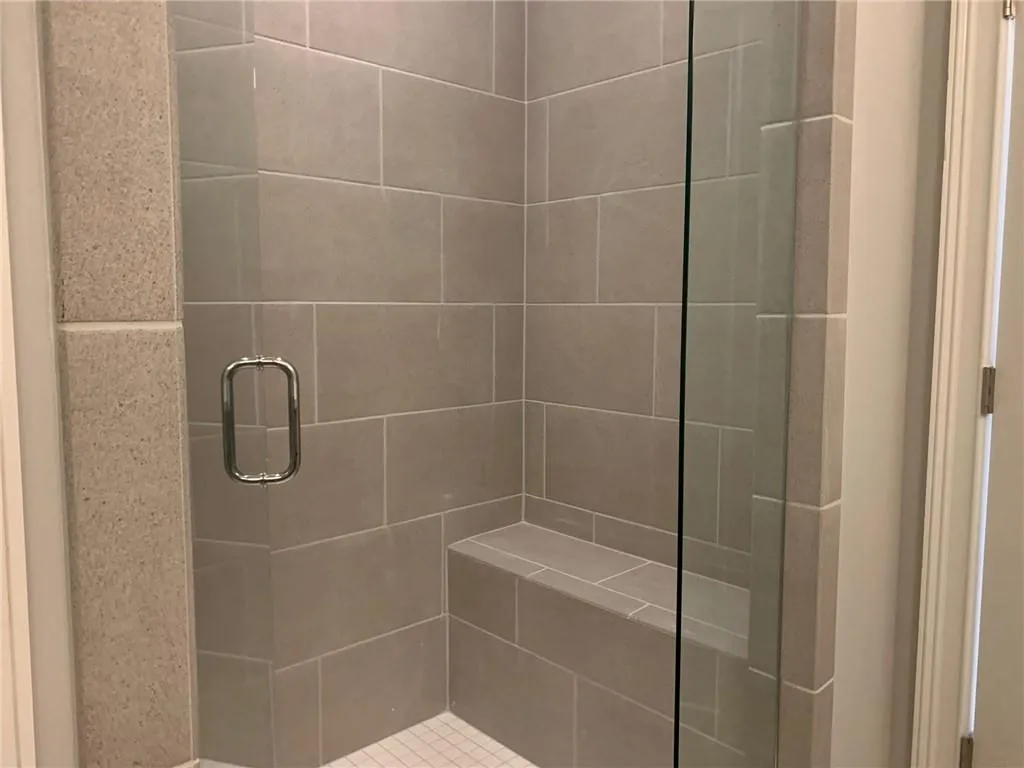 6670 Sterling Drive Unit 668, Sandy Springs, Georgia 30328, 3 Bedrooms Bedrooms, ,3 BathroomsBathrooms,Residential,Sold,6670 Sterling Drive Unit 668,6828725