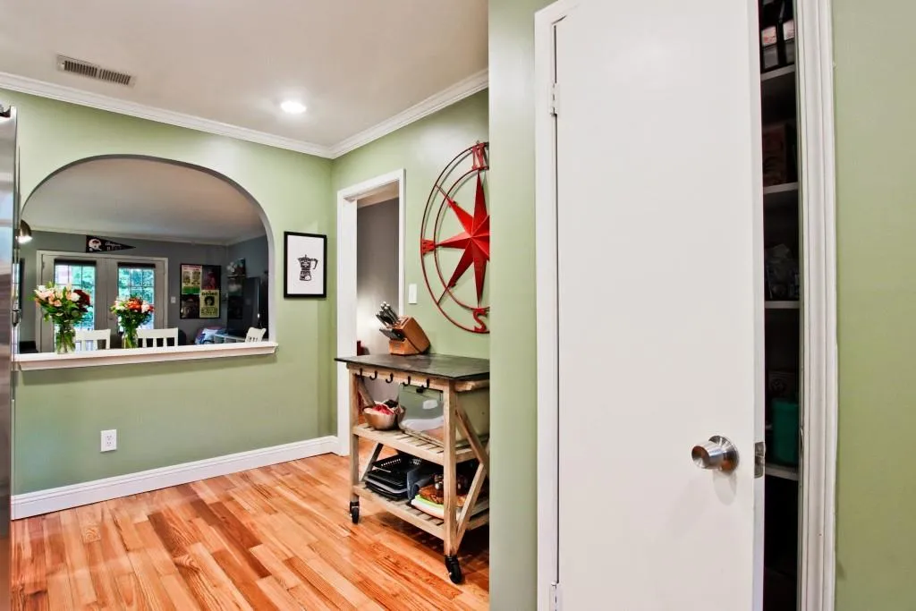 5400 Roswell Road Unit H-7, Atlanta, Georgia 30342, 2 Bedrooms Bedrooms, ,1 BathroomBathrooms,Residential,Sold,5400 Roswell Road Unit H-7,6945967