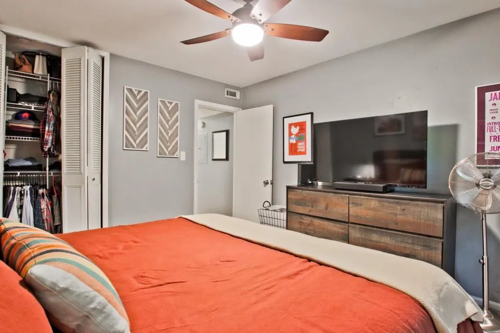 5400 Roswell Road Unit H-7, Atlanta, Georgia 30342, 2 Bedrooms Bedrooms, ,1 BathroomBathrooms,Residential,Sold,5400 Roswell Road Unit H-7,6945967