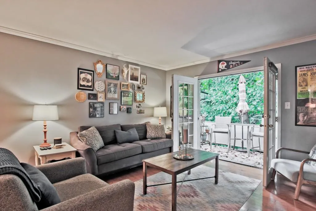 5400 Roswell Road Unit H-7, Atlanta, Georgia 30342, 2 Bedrooms Bedrooms, ,1 BathroomBathrooms,Residential,Sold,5400 Roswell Road Unit H-7,6945967