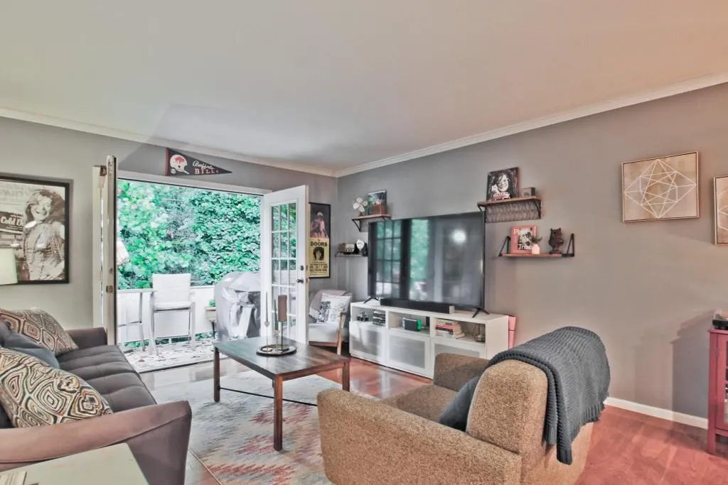 5400 Roswell Road Unit H-7, Atlanta, Georgia 30342, 2 Bedrooms Bedrooms, ,1 BathroomBathrooms,Residential,Sold,5400 Roswell Road Unit H-7,6945967