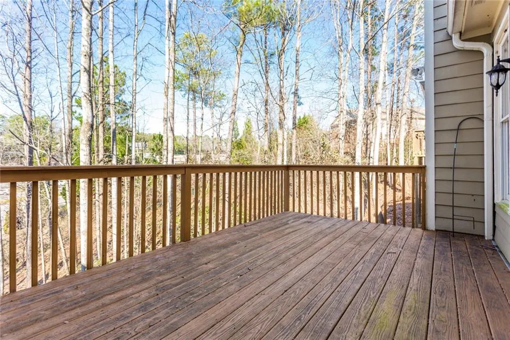 7155 Roswell Road Unit 50, Sandy Springs, Georgia 30328, 5 Bedrooms Bedrooms, ,3 BathroomsBathrooms,Residential,Sold,7155 Roswell Road Unit 50,6570297