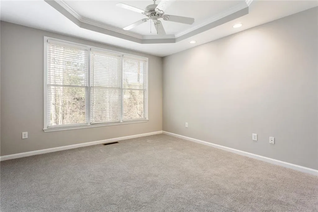 7155 Roswell Road Unit 50, Sandy Springs, Georgia 30328, 5 Bedrooms Bedrooms, ,3 BathroomsBathrooms,Residential,Sold,7155 Roswell Road Unit 50,6570297