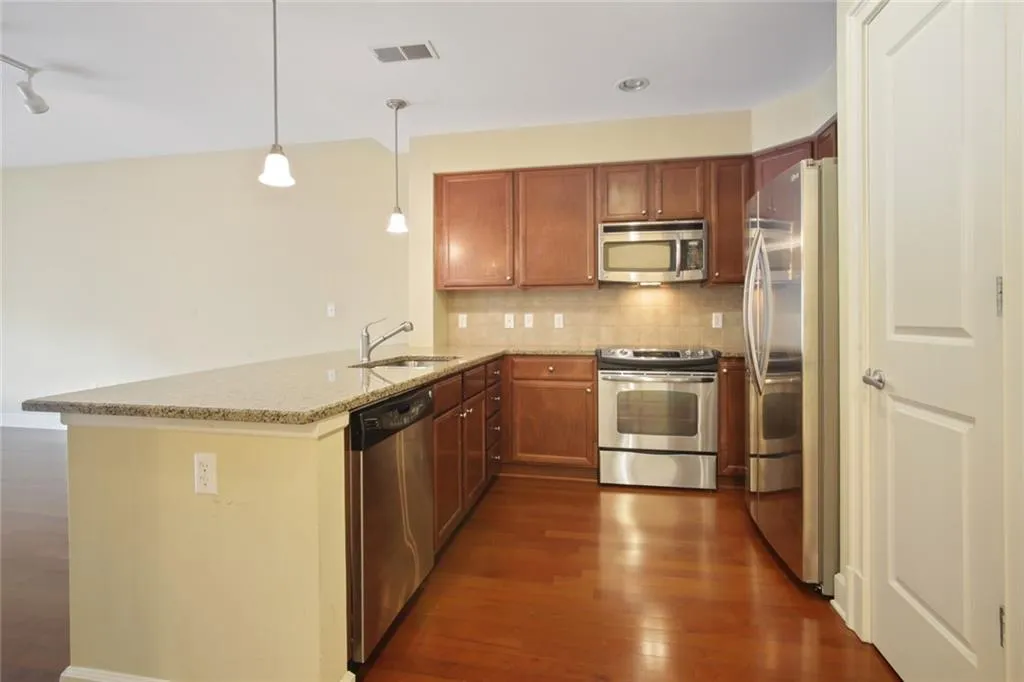 200 River Vista Drive Unit 629, Atlanta, Georgia 30339, 1 Bedroom Bedrooms, ,1 BathroomBathrooms,Residential,Sold,200 River Vista Drive Unit 629,6915646