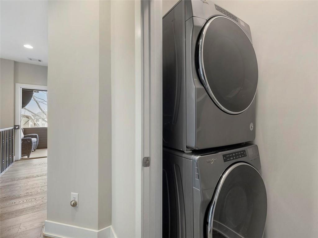 6609 Encore Boulevard, Sandy Springs, Georgia 30328, 3 Bedrooms Bedrooms, ,4 BathroomsBathrooms,Residential,Sold,6609 Encore Boulevard,7342093