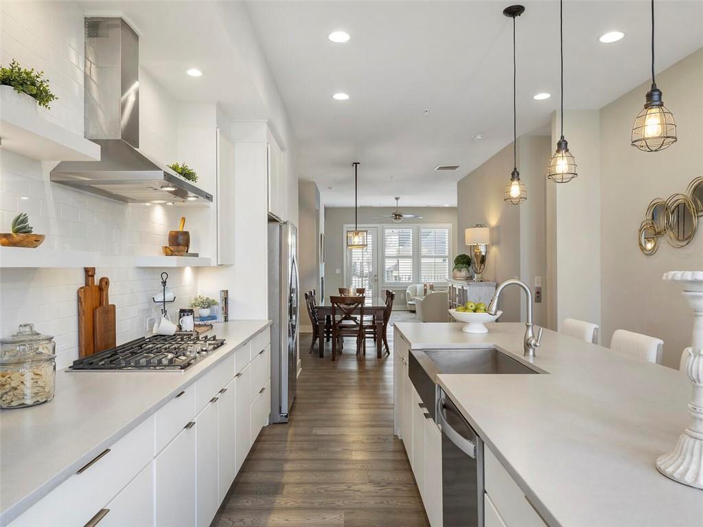 6609 Encore Boulevard, Sandy Springs, Georgia 30328, 3 Bedrooms Bedrooms, ,4 BathroomsBathrooms,Residential,Sold,6609 Encore Boulevard,7342093