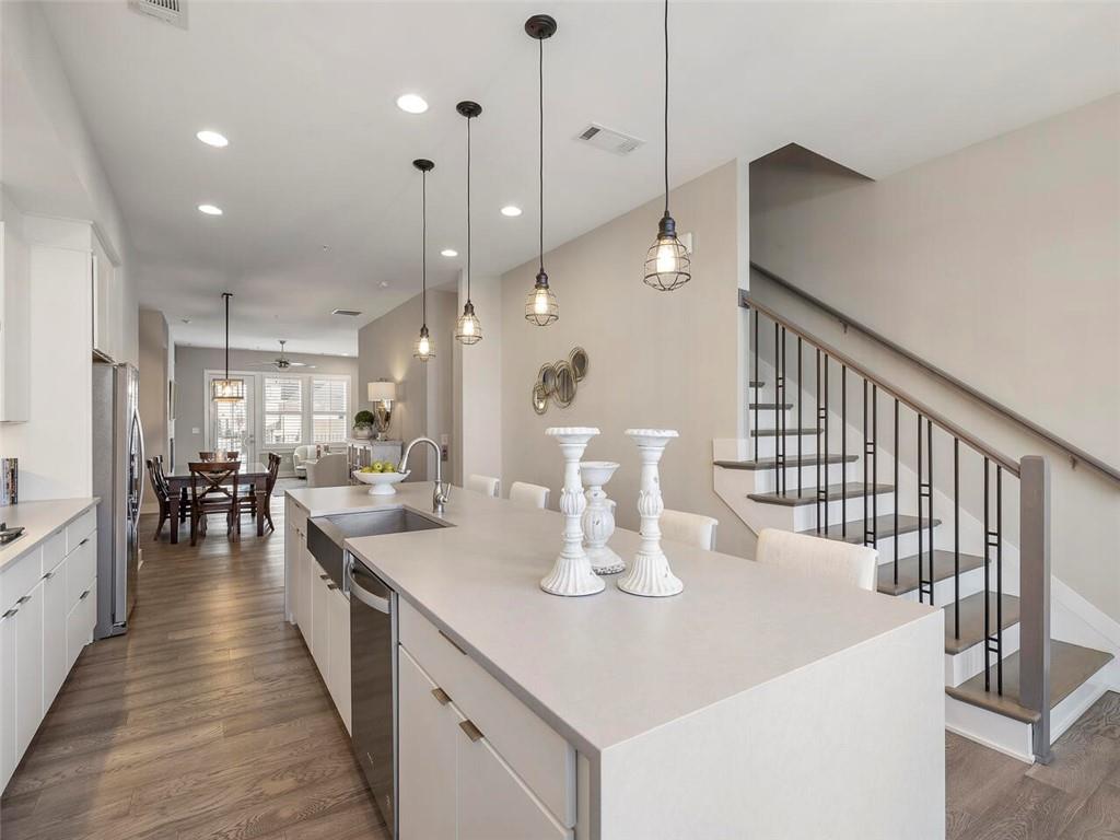 6609 Encore Boulevard, Sandy Springs, Georgia 30328, 3 Bedrooms Bedrooms, ,4 BathroomsBathrooms,Residential,Sold,6609 Encore Boulevard,7342093