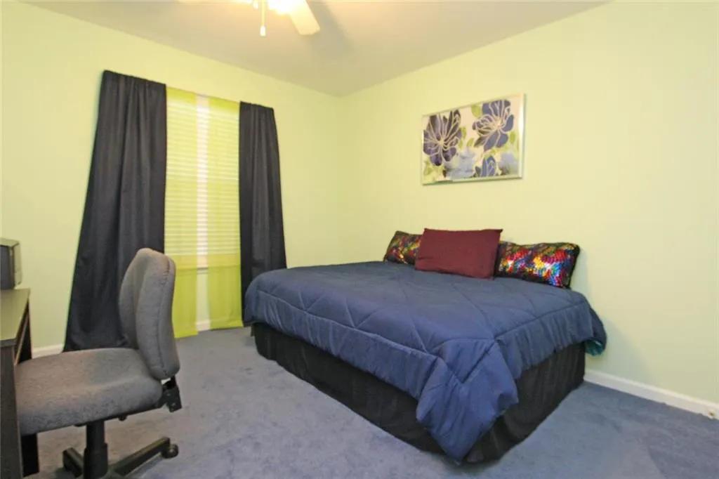 902 Brighton Point, Sandy Springs, Georgia 30328, 2 Bedrooms Bedrooms, ,2 BathroomsBathrooms,Residential,Sold,902 Brighton Point,5634753