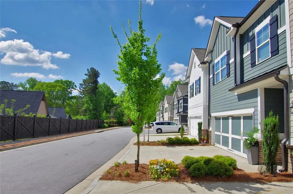 5732 Taylor Way, Atlanta, Georgia 30342, 3 Bedrooms Bedrooms, ,2 BathroomsBathrooms,Residential,Sold,5732 Taylor Way,6871838