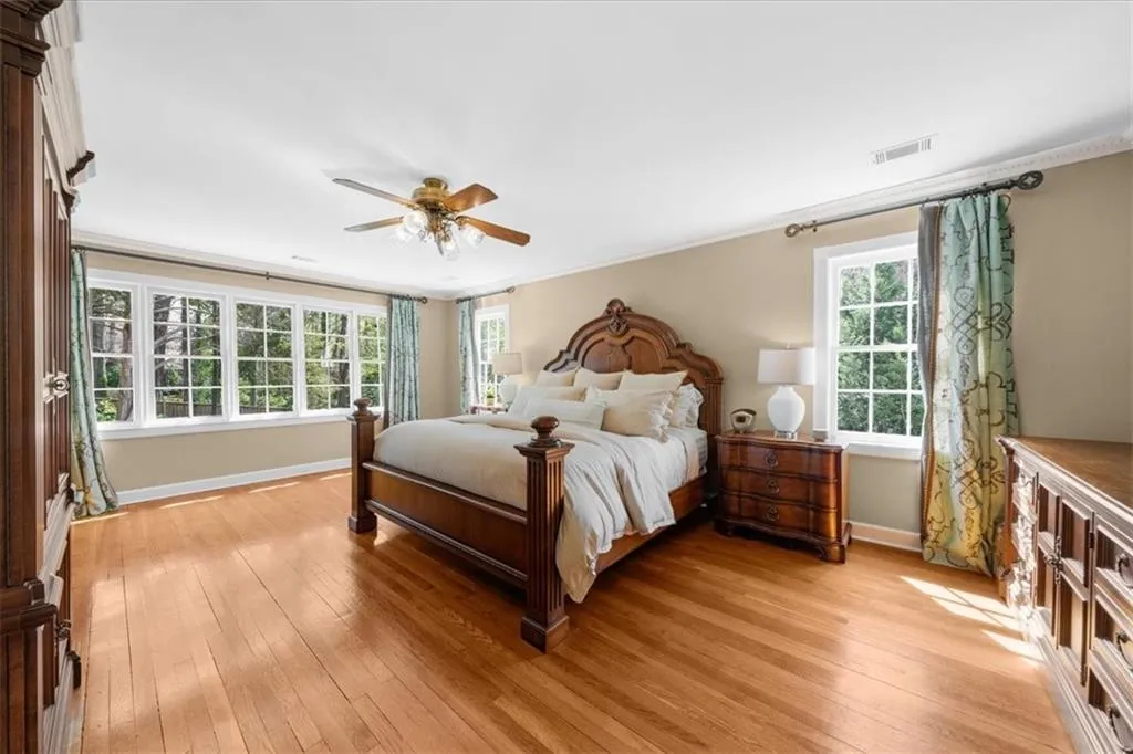 4635 High Point Road, Atlanta, Georgia 30342, 6 Bedrooms Bedrooms, ,3 BathroomsBathrooms,Residential,Sold,4635 High Point Road,7545184