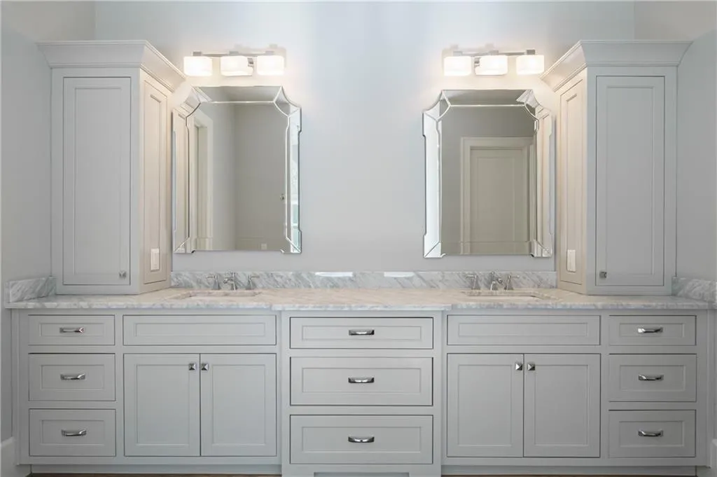 192 Pine Lake Drive, Atlanta, Georgia 30327, 5 Bedrooms Bedrooms, ,5 BathroomsBathrooms,Residential,Sold,192 Pine Lake Drive,6958745