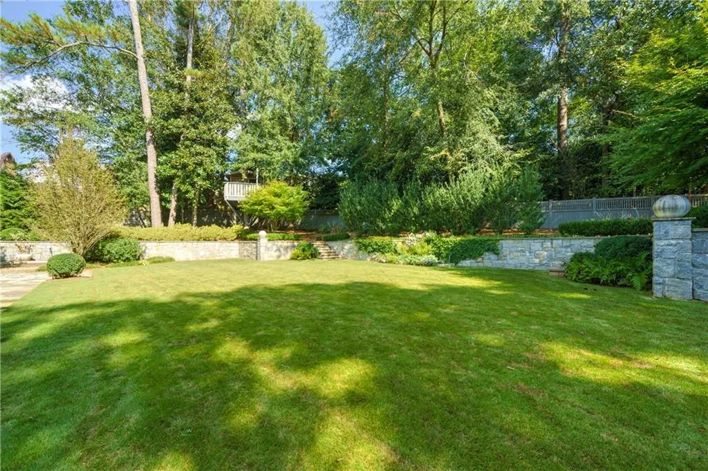 192 Pine Lake Drive, Atlanta, Georgia 30327, 5 Bedrooms Bedrooms, ,5 BathroomsBathrooms,Residential,Sold,192 Pine Lake Drive,6958745