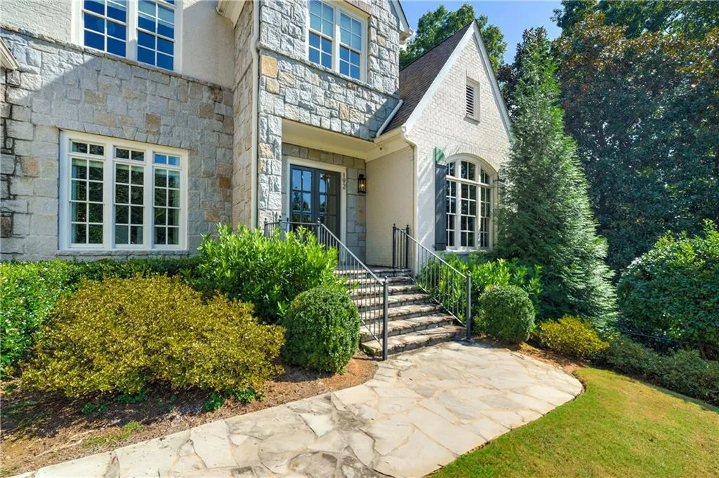 192 Pine Lake Drive, Atlanta, Georgia 30327, 5 Bedrooms Bedrooms, ,5 BathroomsBathrooms,Residential,Sold,192 Pine Lake Drive,6958745