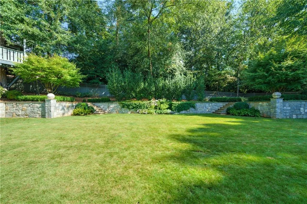 192 Pine Lake Drive, Atlanta, Georgia 30327, 5 Bedrooms Bedrooms, ,5 BathroomsBathrooms,Residential,Sold,192 Pine Lake Drive,6958745