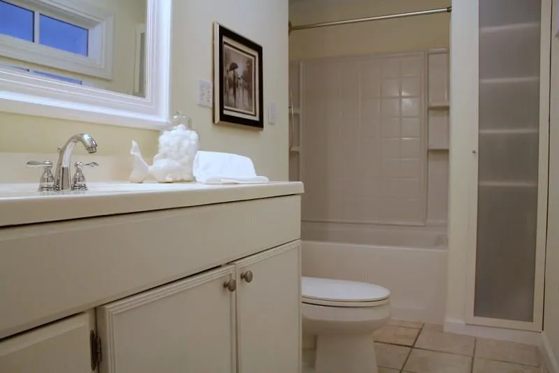 5150 High Point Road Ne, Atlanta, Georgia 30342, 3 Bedrooms Bedrooms, ,2 BathroomsBathrooms,Residential,Sold,5150 High Point Road Ne,5615750