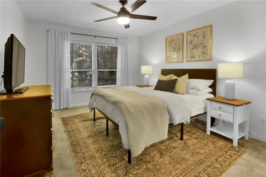 12 Vista Square Nw, Atlanta, Georgia 30327, 2 Bedrooms Bedrooms, ,2 BathroomsBathrooms,Residential,For Sale,12 Vista Square Nw,7614975