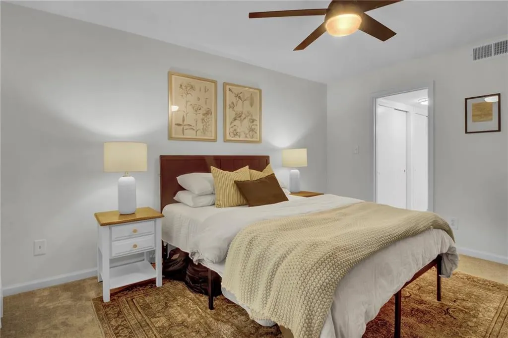 12 Vista Square Nw, Atlanta, Georgia 30327, 2 Bedrooms Bedrooms, ,2 BathroomsBathrooms,Residential,For Sale,12 Vista Square Nw,7614975