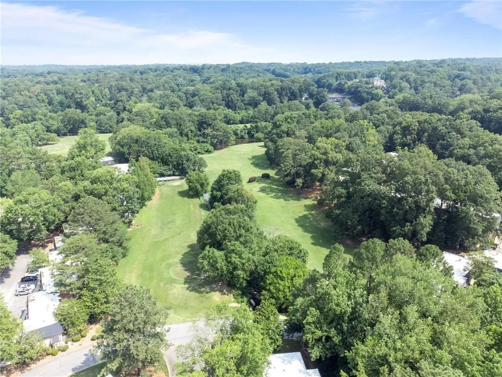 12 Vista Square Nw, Atlanta, Georgia 30327, 2 Bedrooms Bedrooms, ,2 BathroomsBathrooms,Residential,For Sale,12 Vista Square Nw,7614975