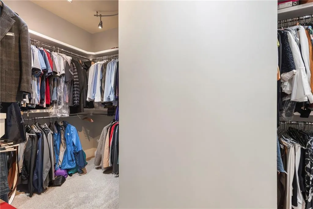 Split closet - perfect for two!!!
