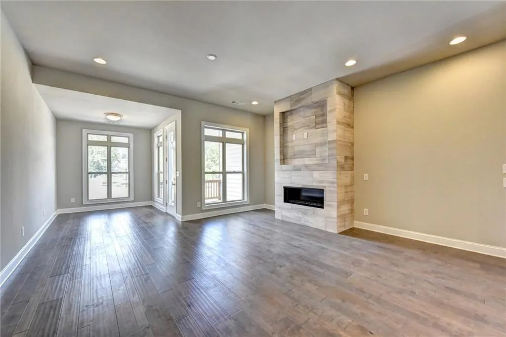 259 Franklin Road Place, Atlanta, Georgia 30342, 3 Bedrooms Bedrooms, ,3 BathroomsBathrooms,Residential,Sold,259 Franklin Road Place,6020466