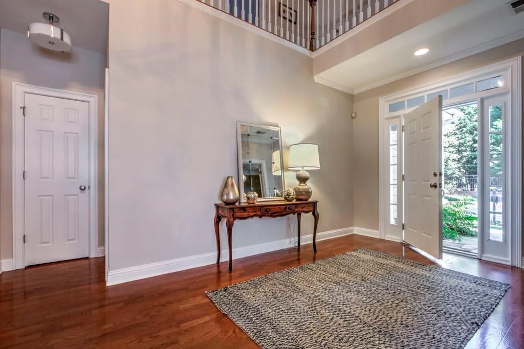 6325 Glen Oaks Lane, Atlanta, Georgia 30328, 4 Bedrooms Bedrooms, ,3 BathroomsBathrooms,Residential,Sold,6325 Glen Oaks Lane,6019095