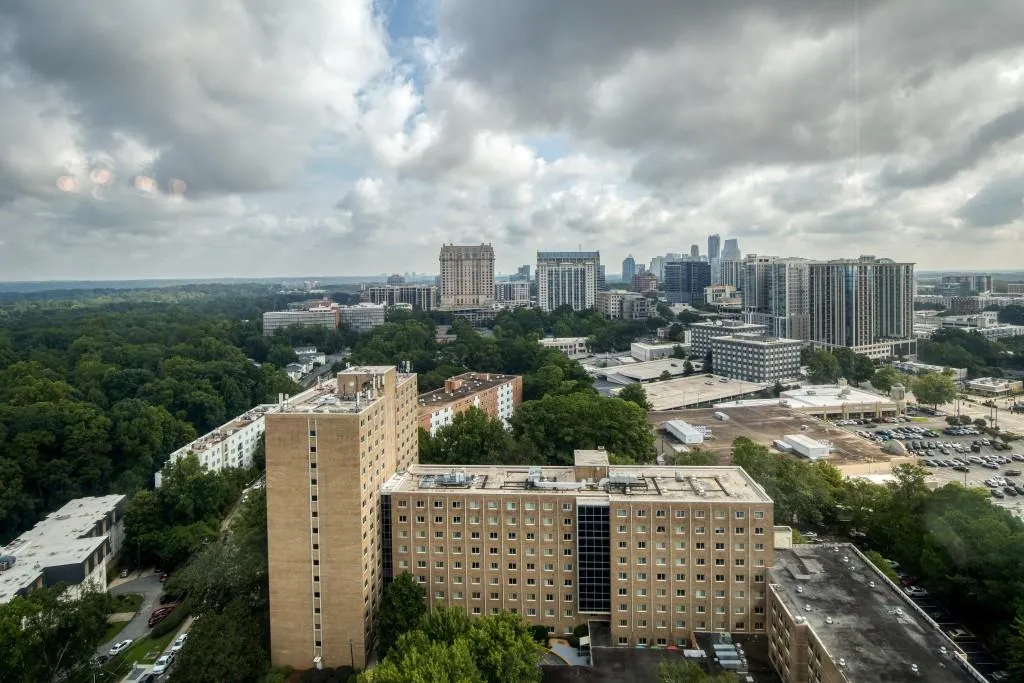 2870 Pharr Court Unit 2902, Atlanta, Georgia 30305, 1 Bedroom Bedrooms, ,1 BathroomBathrooms,Residential,For Sale,2870 Pharr Court Unit 2902,7648111