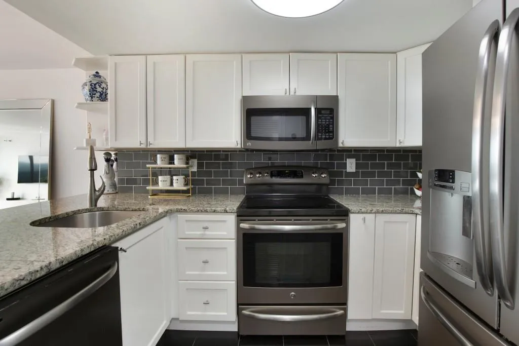 2870 Pharr Court Unit 2902, Atlanta, Georgia 30305, 1 Bedroom Bedrooms, ,1 BathroomBathrooms,Residential,For Sale,2870 Pharr Court Unit 2902,7648111