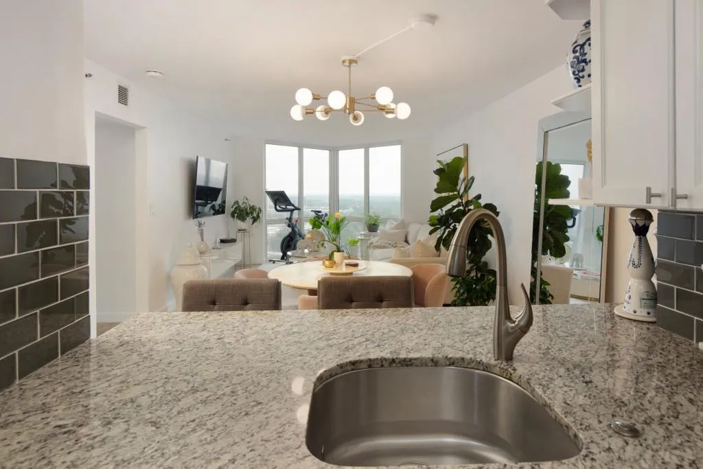 2870 Pharr Court Unit 2902, Atlanta, Georgia 30305, 1 Bedroom Bedrooms, ,1 BathroomBathrooms,Residential,For Sale,2870 Pharr Court Unit 2902,7648111