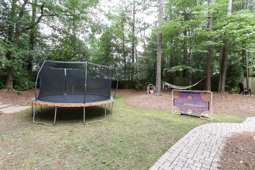 450 W Spalding Drive, Sandy Springs, Georgia 30328, 5 Bedrooms Bedrooms, ,3 BathroomsBathrooms,Residential,Sold,450 W Spalding Drive,6569443
