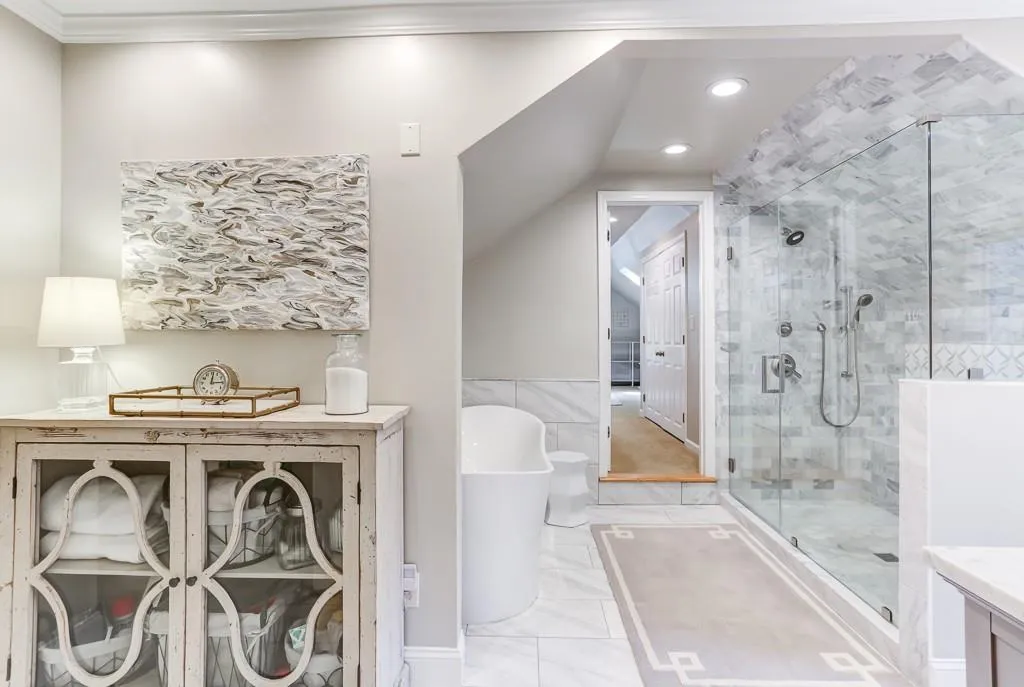 450 W Spalding Drive, Sandy Springs, Georgia 30328, 5 Bedrooms Bedrooms, ,3 BathroomsBathrooms,Residential,Sold,450 W Spalding Drive,6569443