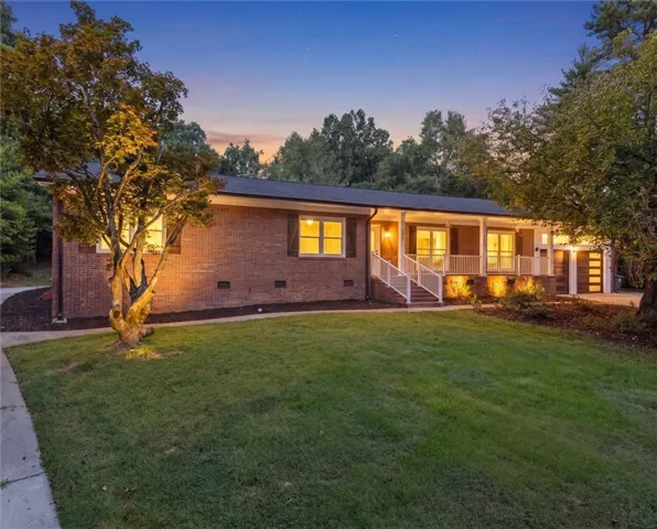 1492 Burns Drive Ne, Gainesville, Georgia 30501