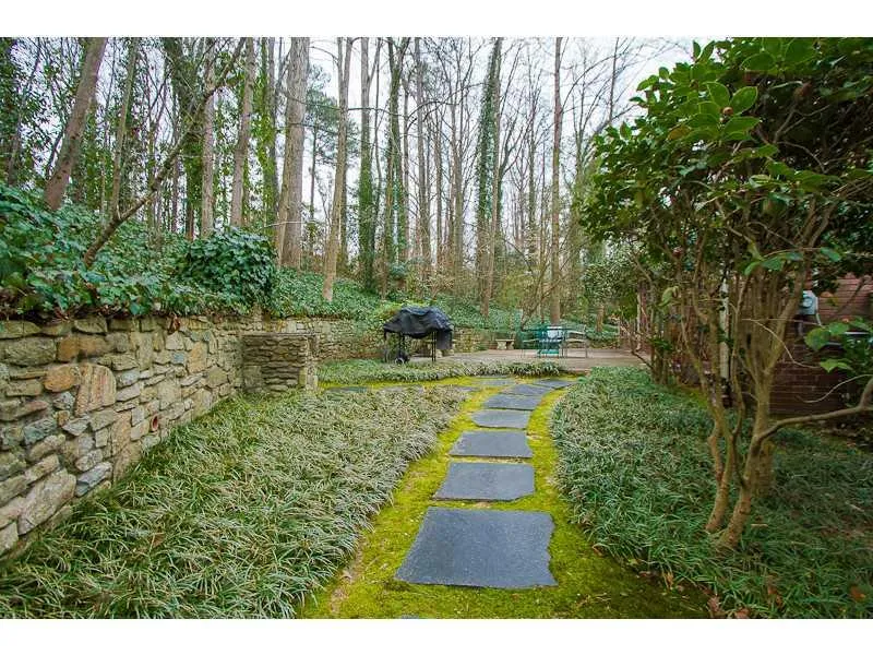 2605 Brookdale Drive Nw, Atlanta, Georgia 30305, 3 Bedrooms Bedrooms, ,3 BathroomsBathrooms,Residential,Sold,2605 Brookdale Drive Nw,5399432