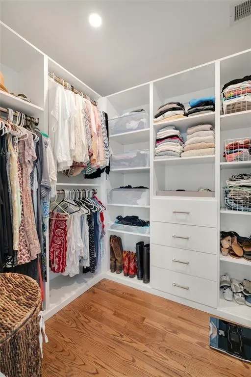 5575 Glen Errol Road, Sandy Springs, Georgia 30327, 5 Bedrooms Bedrooms, ,6 BathroomsBathrooms,Residential,Sold,5575 Glen Errol Road,7030909