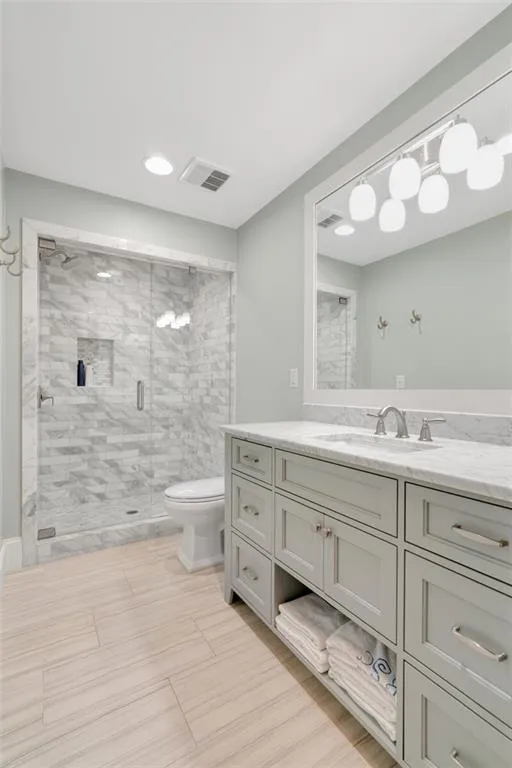 5575 Glen Errol Road, Sandy Springs, Georgia 30327, 5 Bedrooms Bedrooms, ,6 BathroomsBathrooms,Residential,Sold,5575 Glen Errol Road,7030909