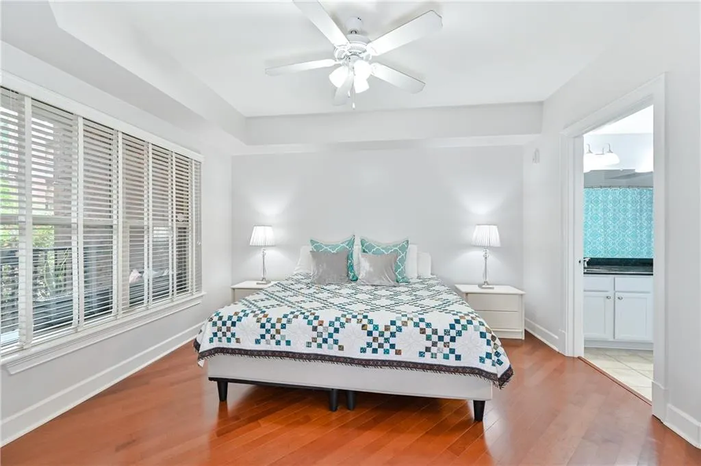 200 River Vista Drive Unit 112, Atlanta, Georgia 30339, 2 Bedrooms Bedrooms, ,2 BathroomsBathrooms,Residential,Sold,200 River Vista Drive Unit 112,6736037