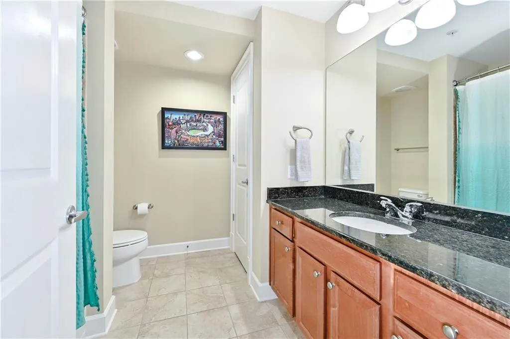 200 River Vista Drive Unit 112, Atlanta, Georgia 30339, 2 Bedrooms Bedrooms, ,2 BathroomsBathrooms,Residential,Sold,200 River Vista Drive Unit 112,6736037