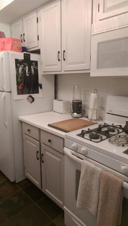 6851 Roswell Road Unit G9, Atlanta, Georgia 30328, 1 Bedroom Bedrooms, ,1 BathroomBathrooms,Residential,Sold,6851 Roswell Road Unit G9,5808869