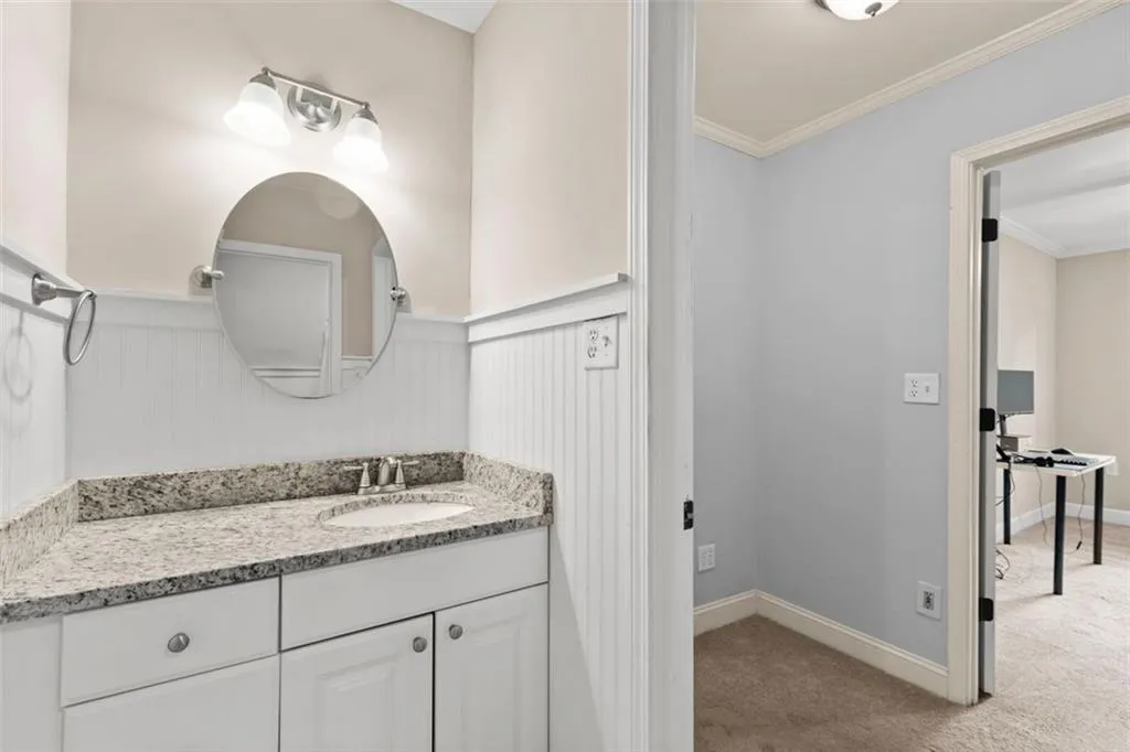 6520 Roswell Road Unit 73, Atlanta, Georgia 30328, 3 Bedrooms Bedrooms, ,2 BathroomsBathrooms,Residential,Sold,6520 Roswell Road Unit 73,7140292