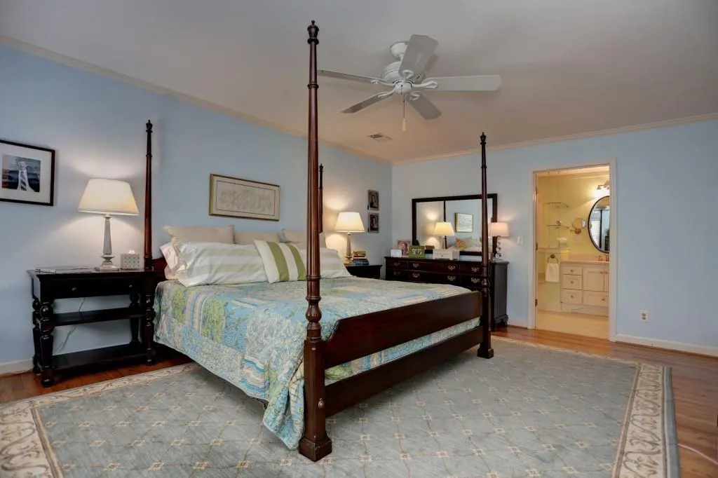 5450 Shiver Summit, Sandy Springs, Georgia 30342, 4 Bedrooms Bedrooms, ,3 BathroomsBathrooms,Residential,Sold,5450 Shiver Summit,5645515