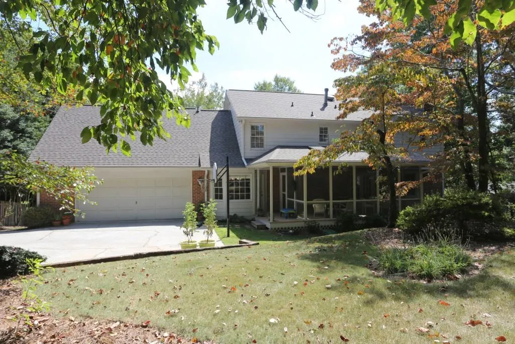 5450 Shiver Summit, Sandy Springs, Georgia 30342, 4 Bedrooms Bedrooms, ,3 BathroomsBathrooms,Residential,Sold,5450 Shiver Summit,5645515