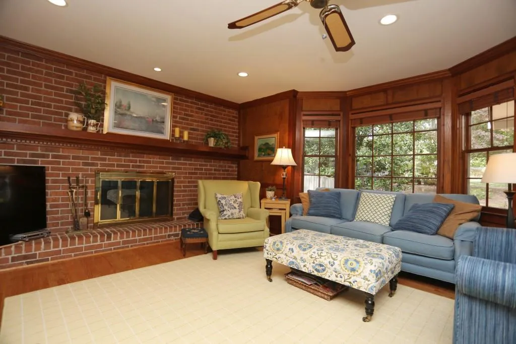 5450 Shiver Summit, Sandy Springs, Georgia 30342, 4 Bedrooms Bedrooms, ,3 BathroomsBathrooms,Residential,Sold,5450 Shiver Summit,5645515