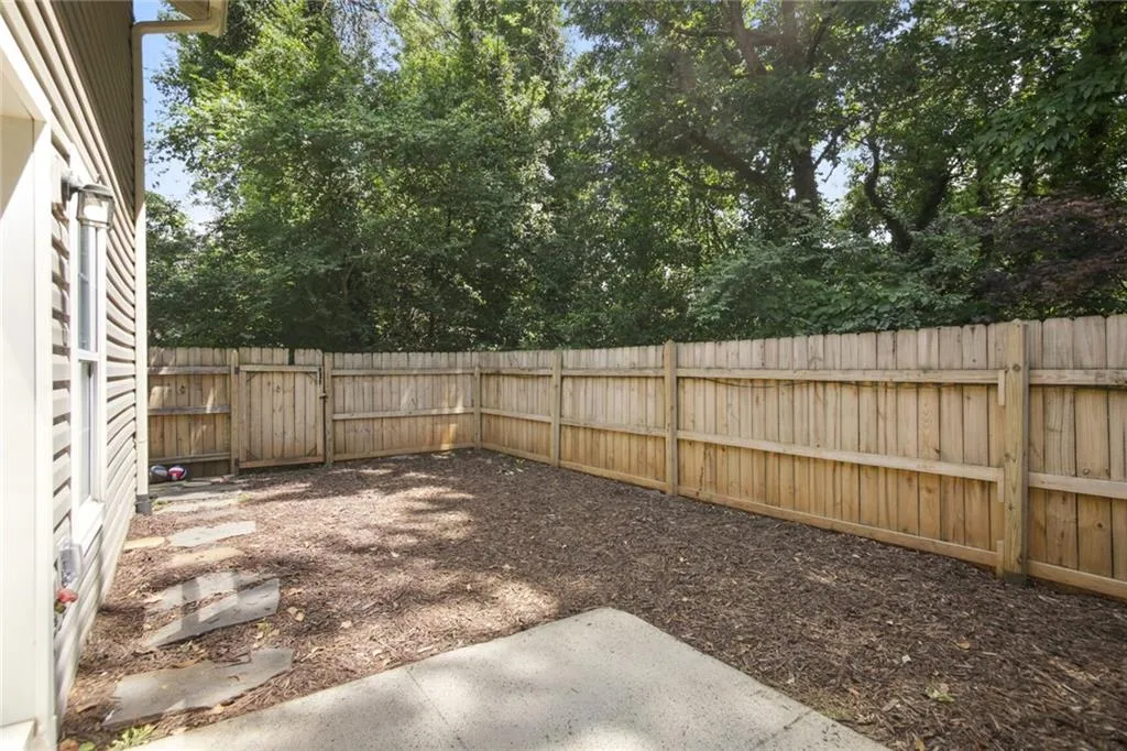 7750 Roswell Road Unit 6a, Atlanta, Georgia 30350, 3 Bedrooms Bedrooms, ,2 BathroomsBathrooms,Residential,Sold,7750 Roswell Road Unit 6a,7232396