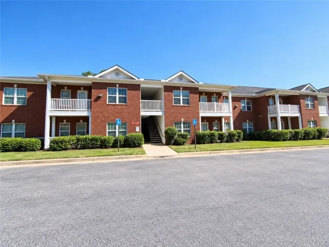 7712 Autry Circle, Douglasville, Georgia 30134