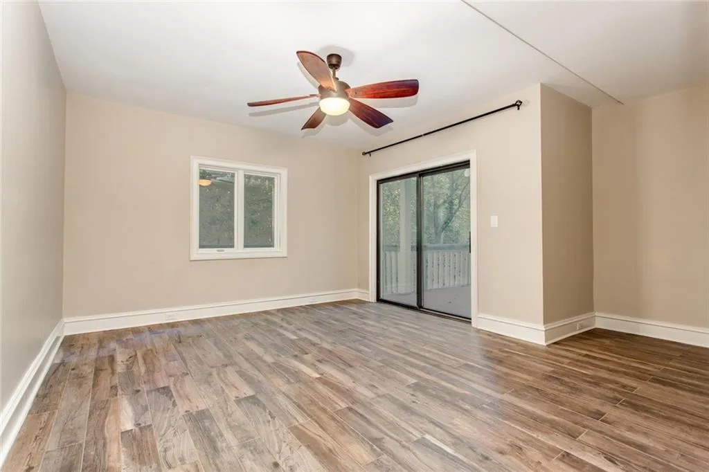 375 Crosstree Lane, Sandy Springs, Georgia 30328, 5 Bedrooms Bedrooms, ,4 BathroomsBathrooms,Residential,Sold,375 Crosstree Lane,6793677