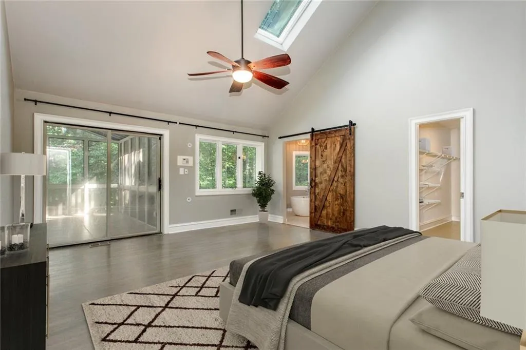 375 Crosstree Lane, Sandy Springs, Georgia 30328, 5 Bedrooms Bedrooms, ,4 BathroomsBathrooms,Residential,Sold,375 Crosstree Lane,6793677