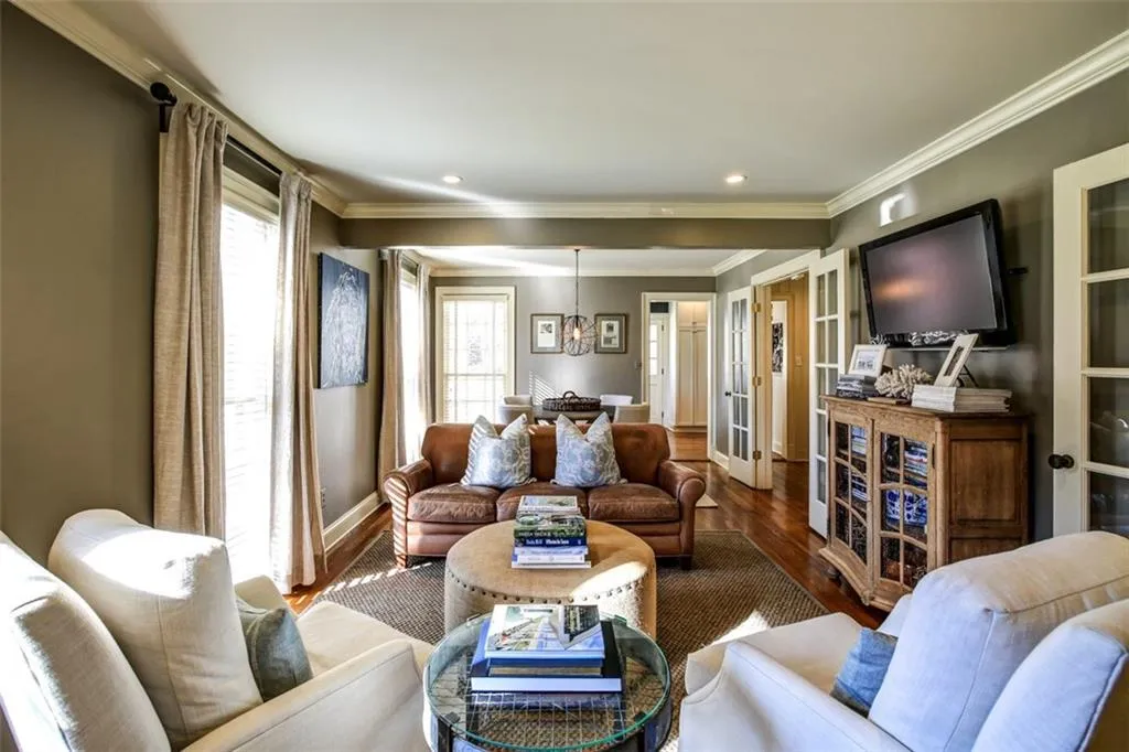 470 Pine Forest Road Ne, Atlanta, Georgia 30342, 3 Bedrooms Bedrooms, ,2 BathroomsBathrooms,Residential,Sold,470 Pine Forest Road Ne,5799169