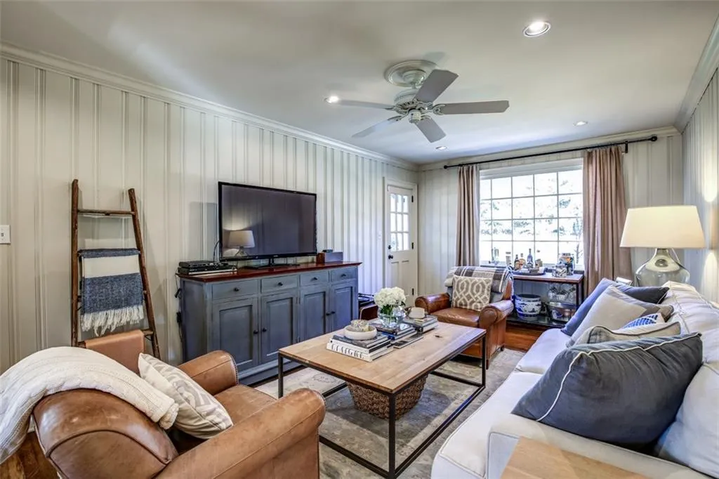 470 Pine Forest Road Ne, Atlanta, Georgia 30342, 3 Bedrooms Bedrooms, ,2 BathroomsBathrooms,Residential,Sold,470 Pine Forest Road Ne,5799169