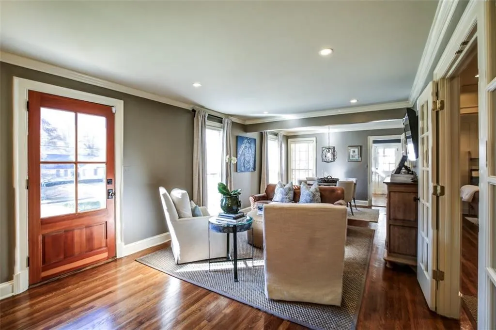 470 Pine Forest Road Ne, Atlanta, Georgia 30342, 3 Bedrooms Bedrooms, ,2 BathroomsBathrooms,Residential,Sold,470 Pine Forest Road Ne,5799169
