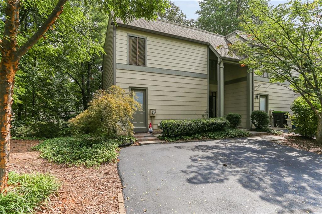 50 Forrest Place, Sandy Springs, Georgia 30328, 3 Bedrooms Bedrooms, ,3 BathroomsBathrooms,Residential,Sold,50 Forrest Place,7277948